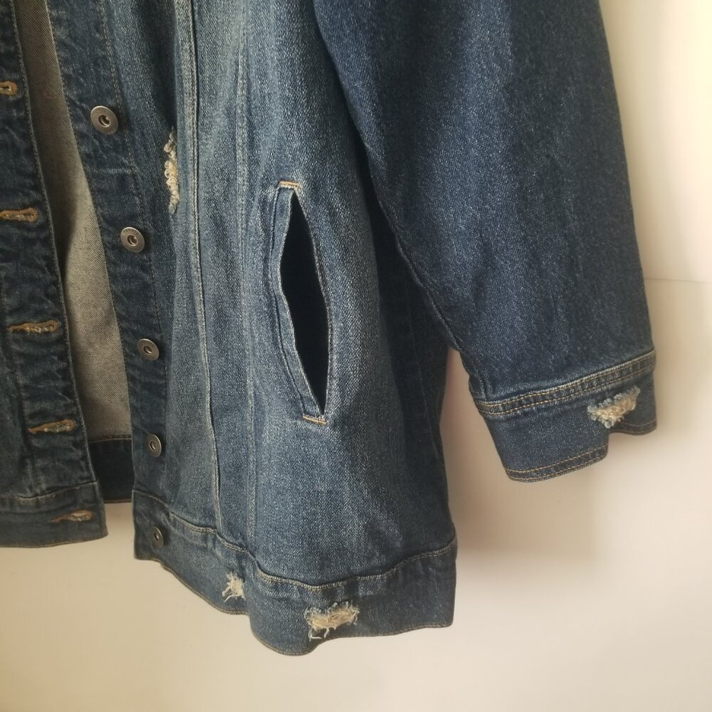 Torrid Womens 2 / 2X Long Line 99% Cotton Blue Denim Jean Jacket Button Up - Picture 8 of 15